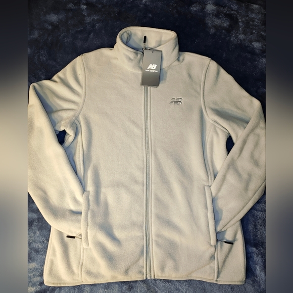 New Balance Tops - New Balance Women's Light Gray Fleece Jacket Size M Nwt